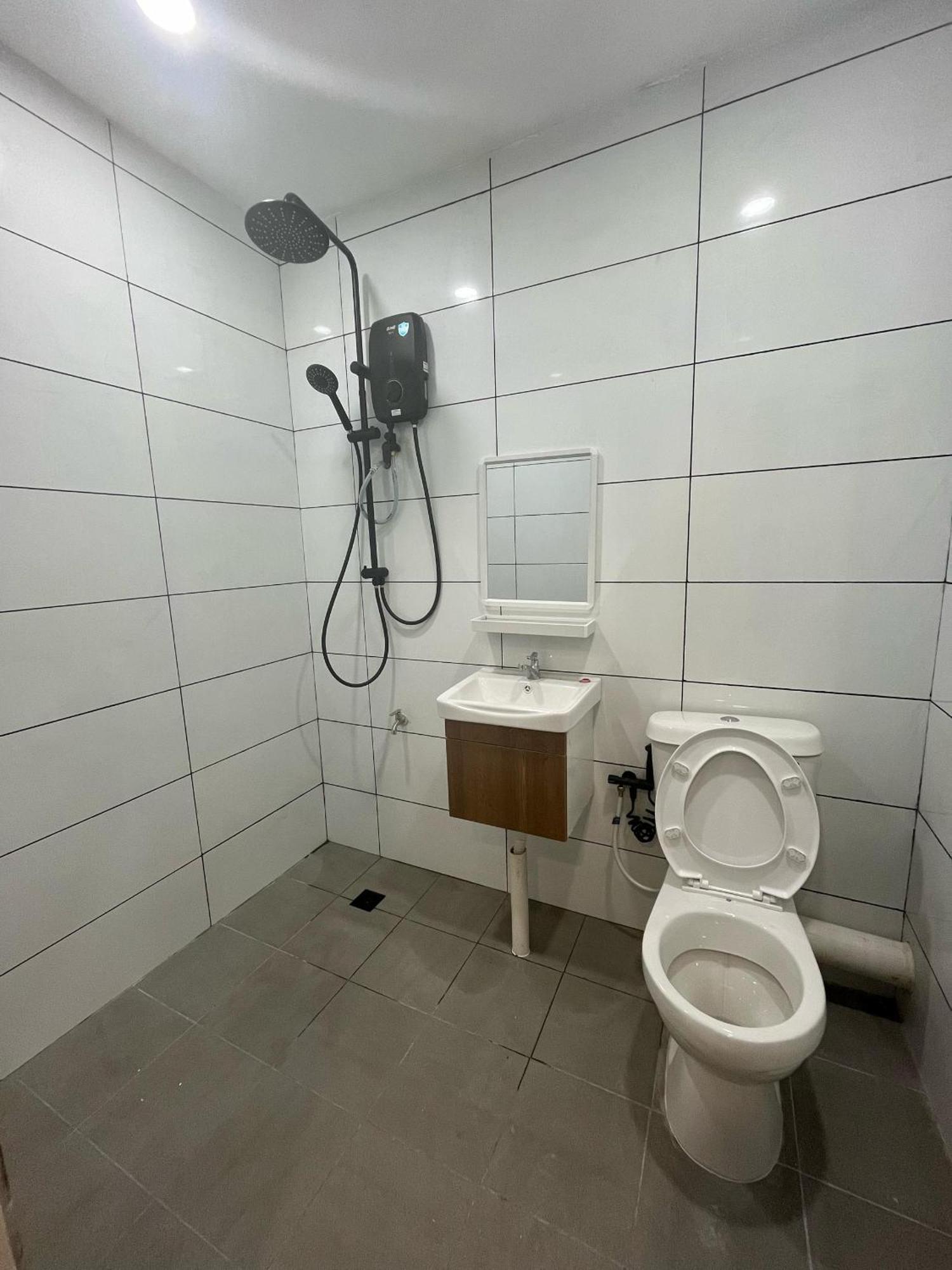 סמפורנה Halo Hotel מראה חיצוני תמונה