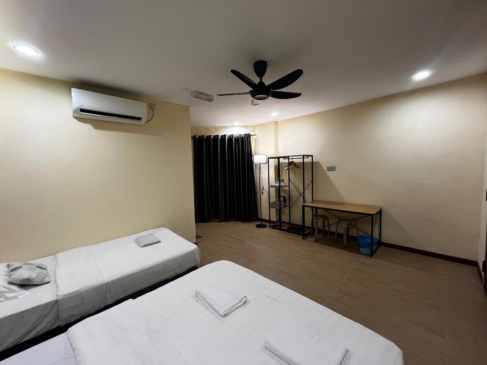סמפורנה Halo Hotel מראה חיצוני תמונה